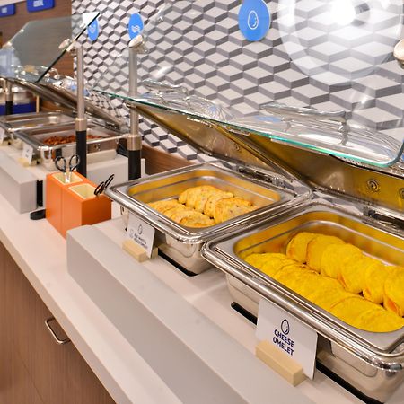 Holiday Inn Express Venice By Ihg Venice Gardens Exteriör bild
