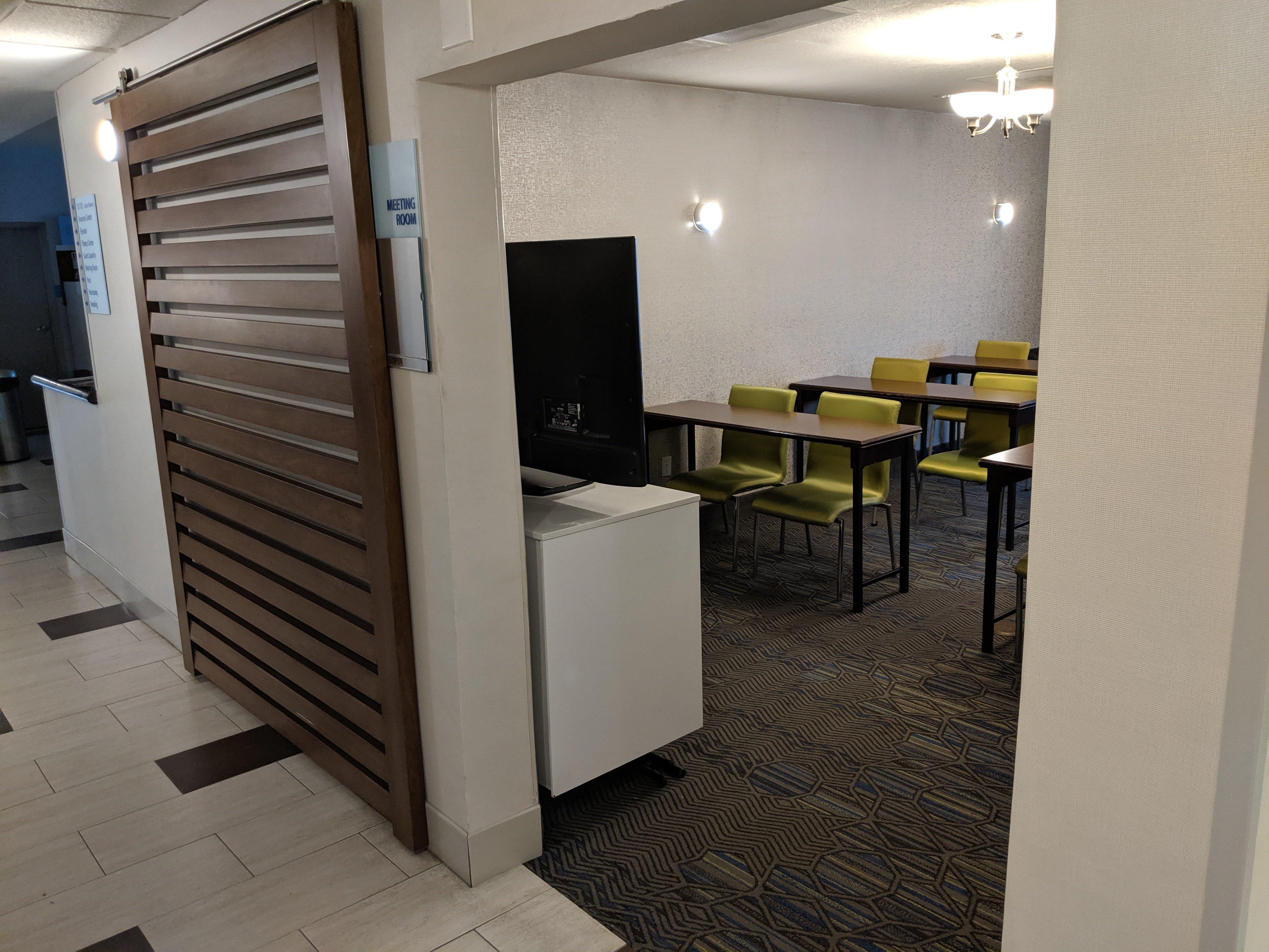 Holiday Inn Express Venice By Ihg Venice Gardens Exteriör bild