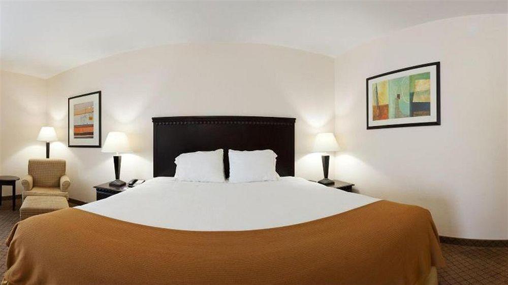 Holiday Inn Express Venice By Ihg Venice Gardens Exteriör bild