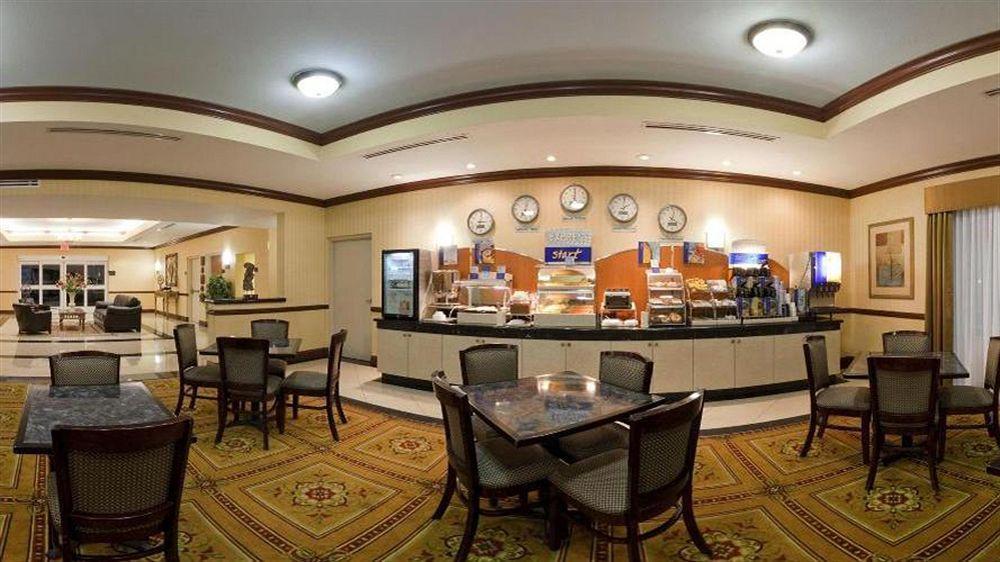 Holiday Inn Express Venice By Ihg Venice Gardens Exteriör bild
