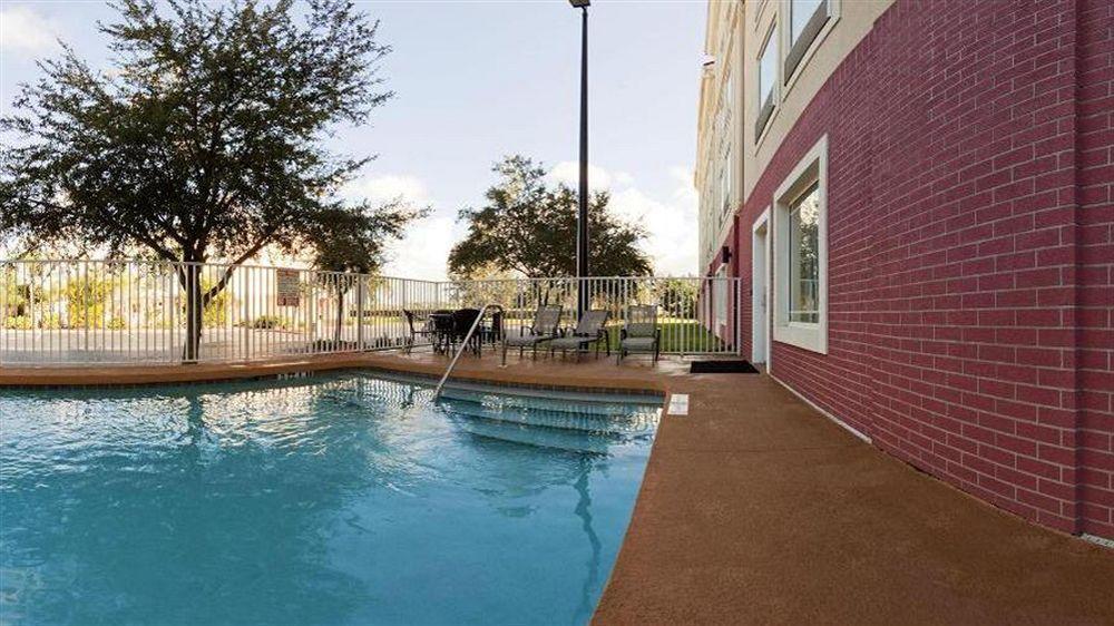 Holiday Inn Express Venice By Ihg Venice Gardens Exteriör bild